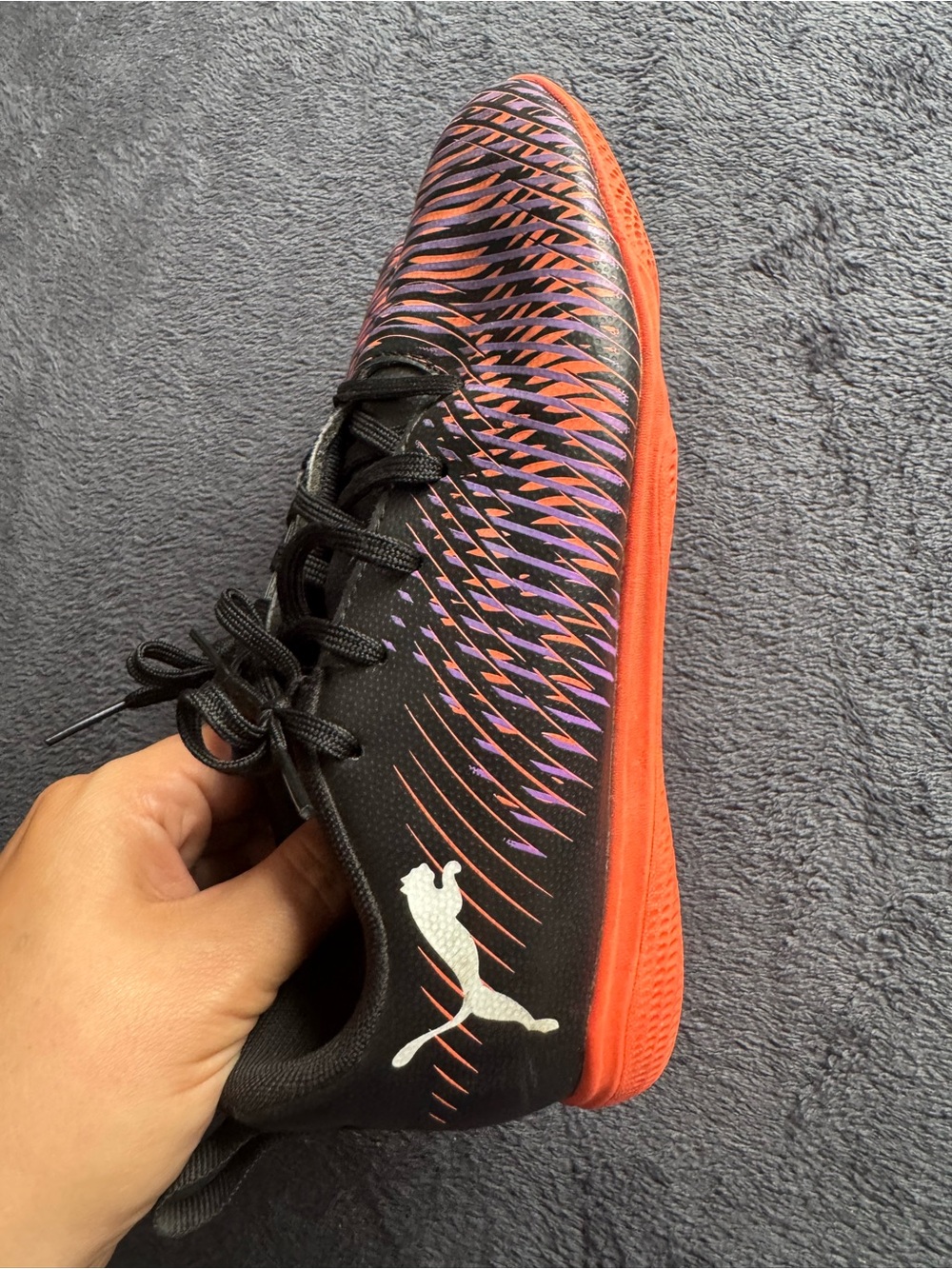 Puma shoes - Picture 2 of 5